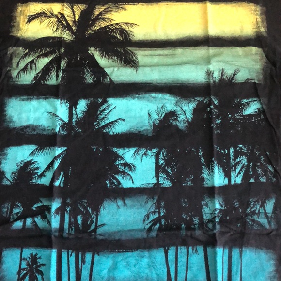 Univibe Black Graphic T-Shirt - Picture 2 of 5